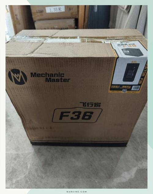 主板与机箱内部