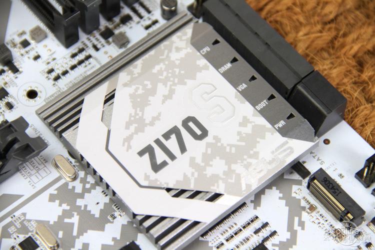 华硕SABERTOOTH Z170 S主板购买场景