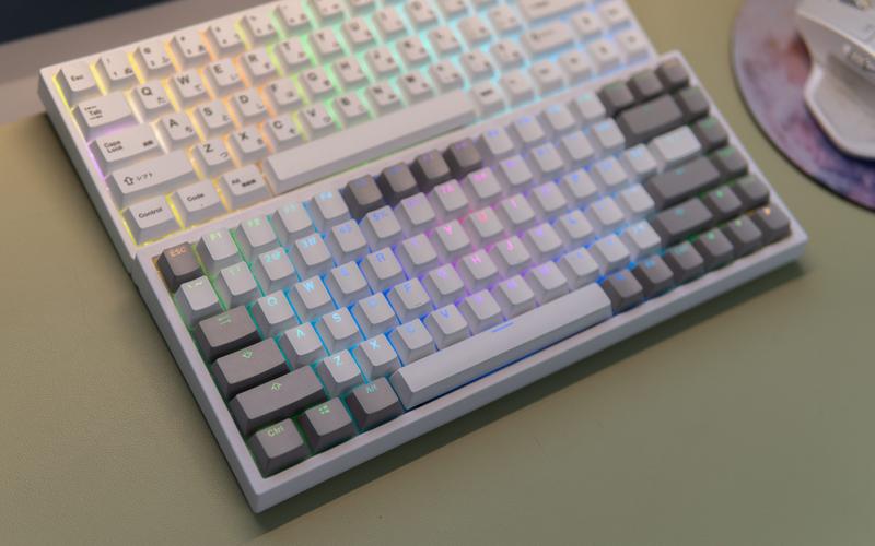 RGB机械键盘游戏性能