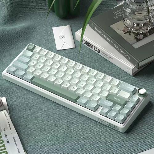 键盘RGB灯光效果