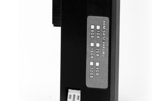 金胜维180° DOM电子硬盘外观