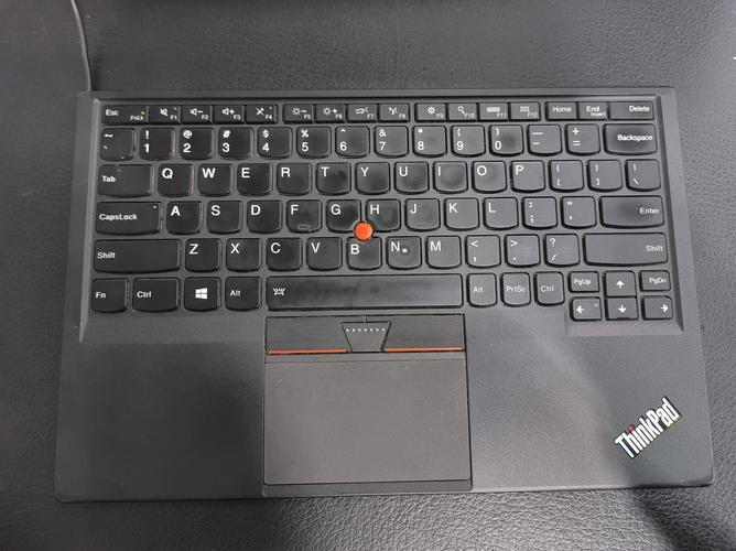 Typing on ThinkPad keyboard