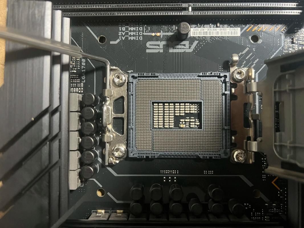 主板I/O接口,包括USB、HDMI、RJ45等