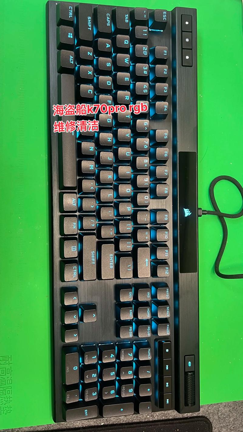机械键盘背光效果展示