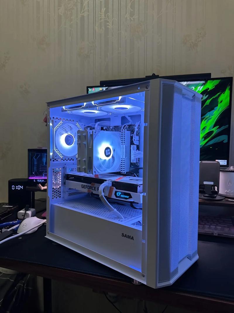 PC case with glass side panel