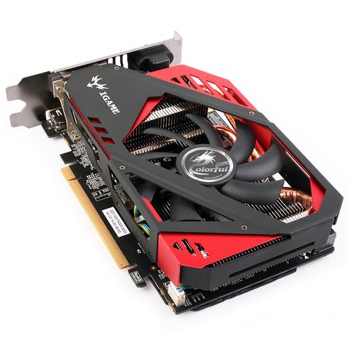小型机箱内安装的 GTX 950 显卡