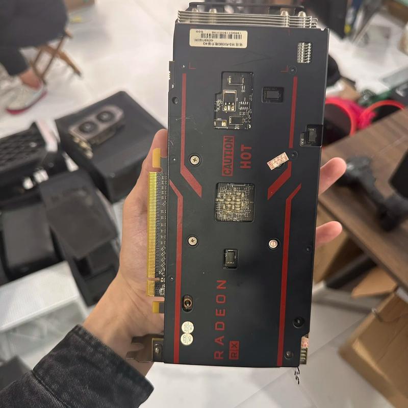 显卡温度监测与功耗表现