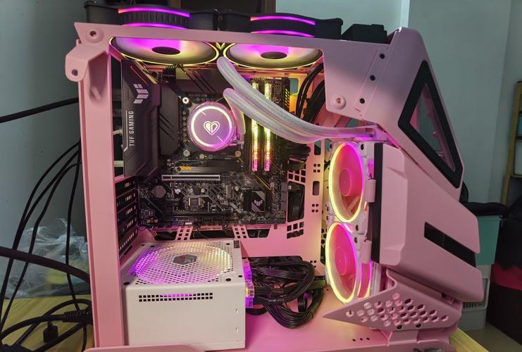 PC 机箱内部结构规格展示