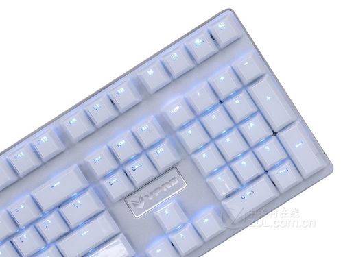 雷柏V700 RGB冰晶版散热设计