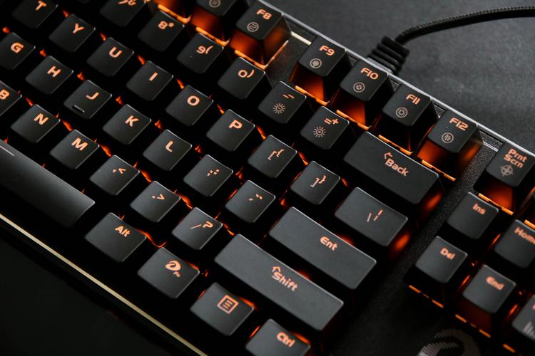 Keychron Q1Max 游戏场景