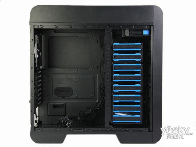 Tt Core V71 TG 散热风扇与水冷安装