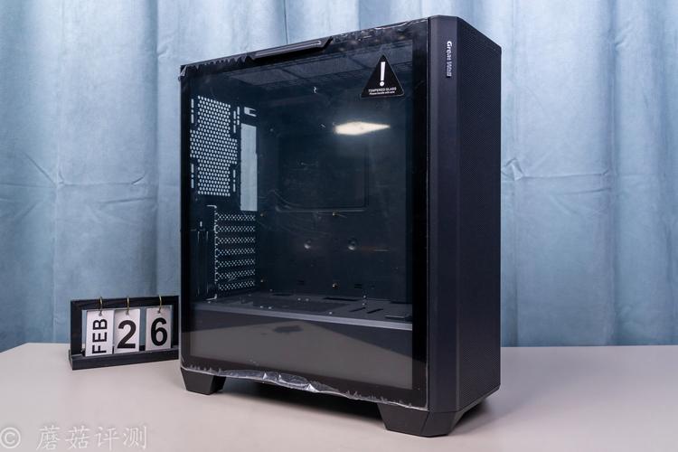 复古风格PC机箱侧面展示