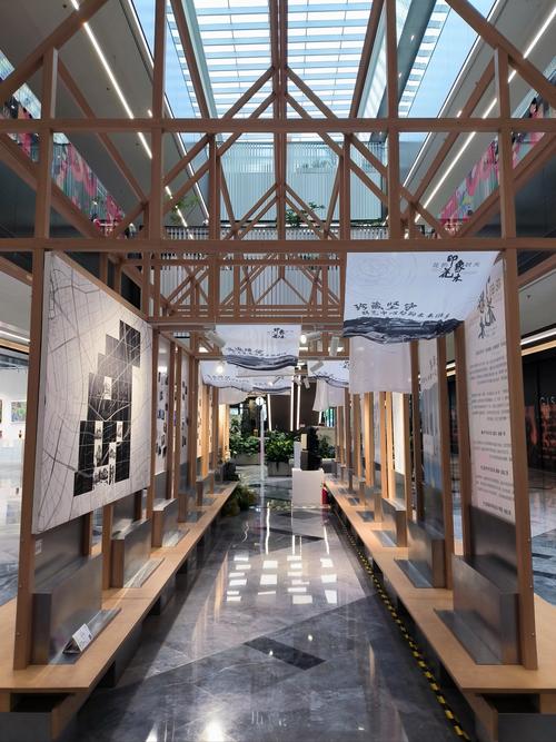 技展印象机箱正面外观展示
