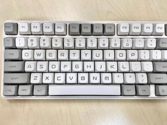 杜卡洛VN96键盘游戏场景