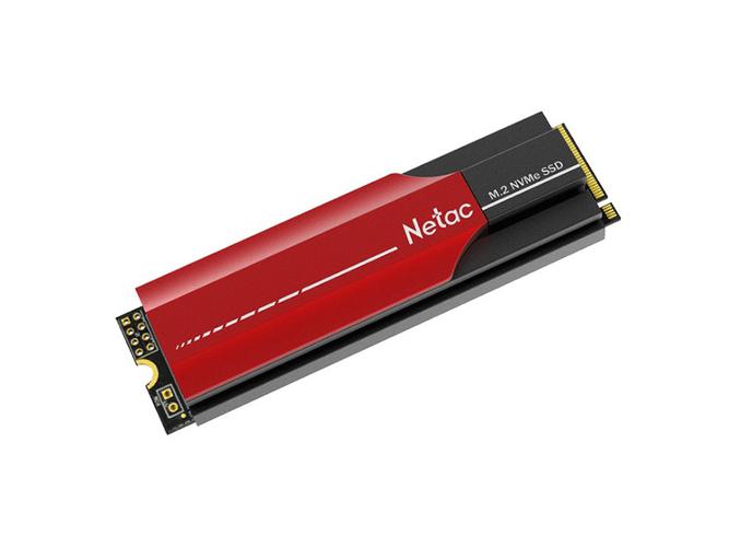 朗科绝影N950E PRO正面散热马甲