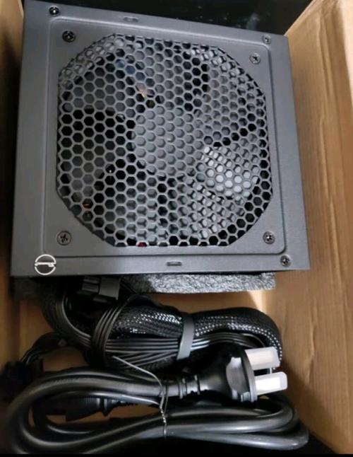 海韵CORE GM 500W电源接口