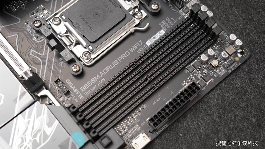 技嘉B850M D3HP主板整体外观