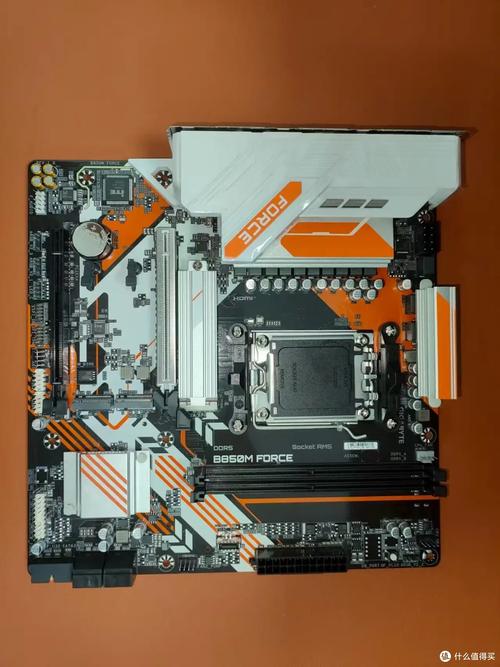 技嘉B850M D3HP散热装甲