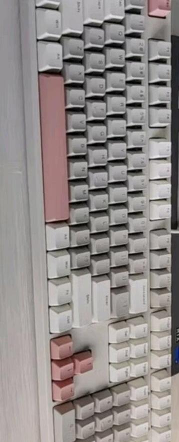 键盘底部散热设计