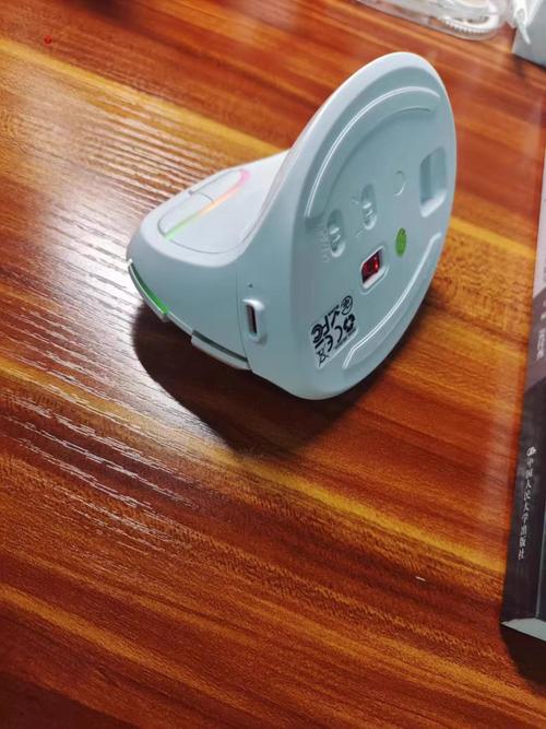 鼠标搭配笔记本使用