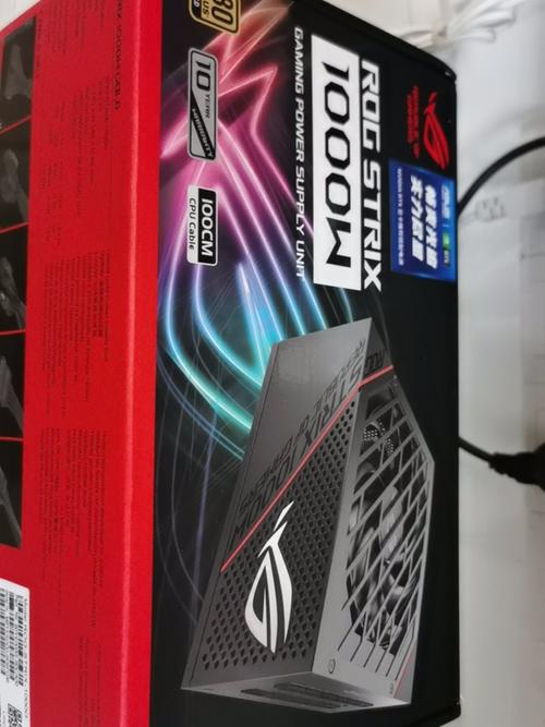 华硕ROG STRIX 1000G电源外观