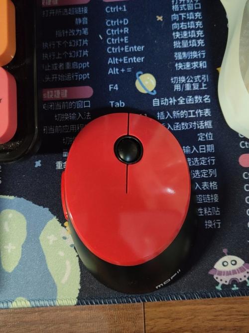 摩天手Sweet口红色混彩无线键鼠套装深度评测:颜值与静音兼具的办公利器