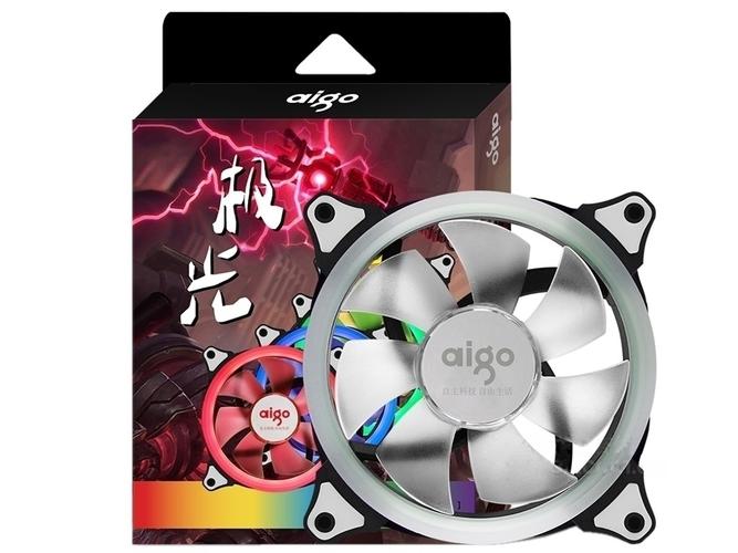 aigo极光LED单色风扇 vs 酷月探月者 白色正叶 深度对比