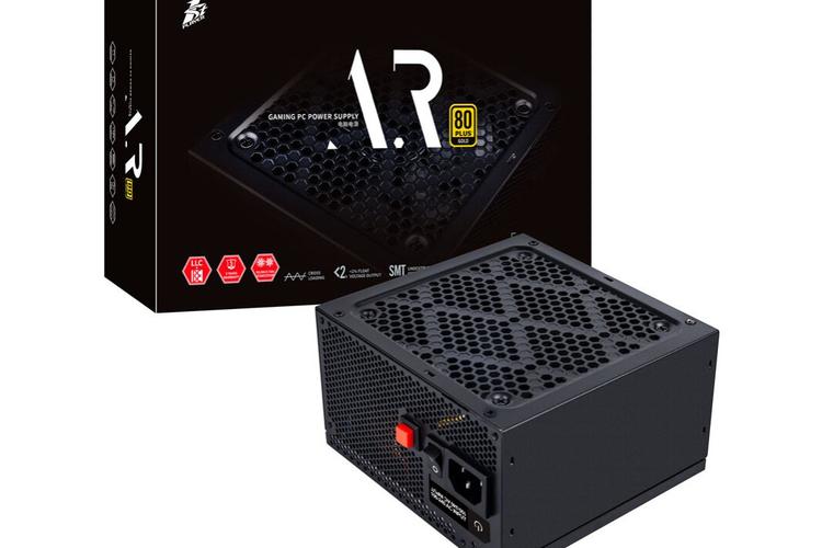 首席玩家PS-650AR vs 赢派铠甲900 深度对比