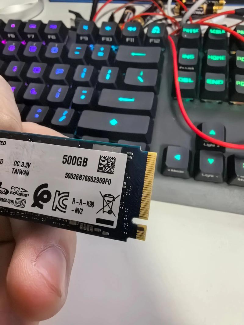 固态硬盘散热片