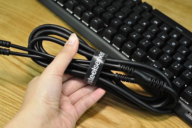 Remote control for ARGB hub