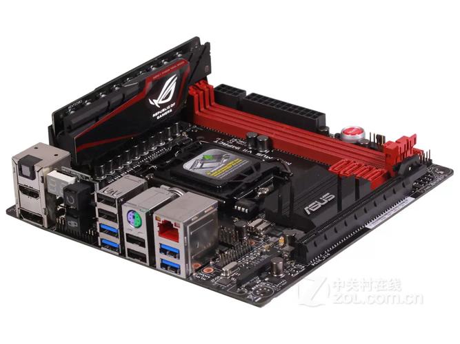 华硕MAXIMUS VII IMPACT主板正面图