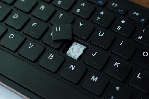 紧凑型无线键盘
