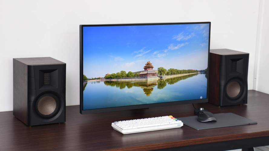 明基PD3205UA显示器正面外观