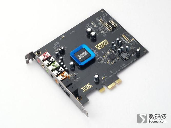 创新Sound Blaster Recon 3D内部芯片特写