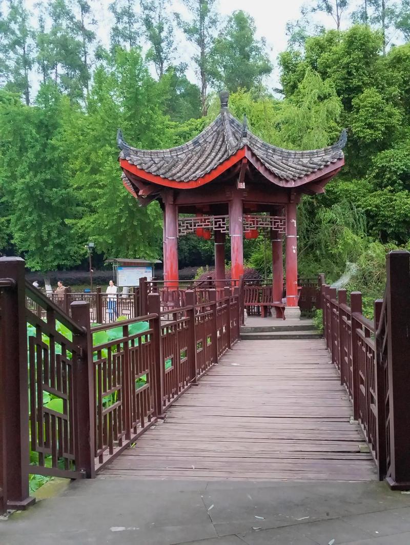SATA固态硬盘内部结构