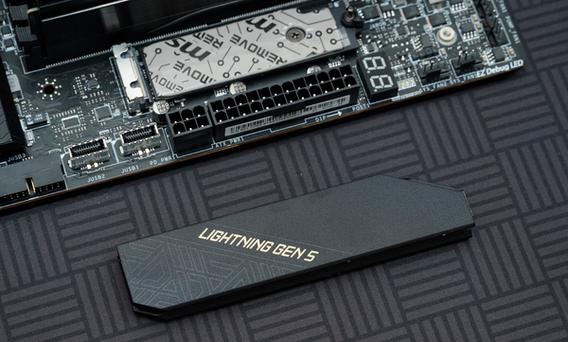 十铨科技Z540 1TB vs Intel Optane 傲腾 32GB 深度对比