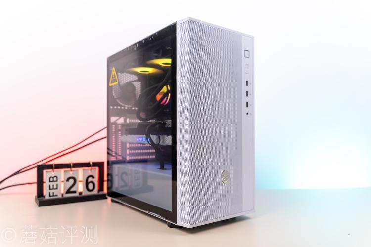 银欣法拉R1散热测试