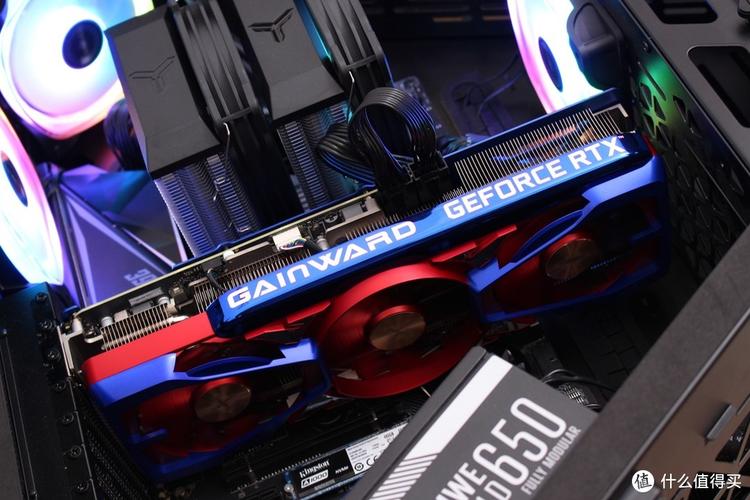 GPU 散热器与接口展示图