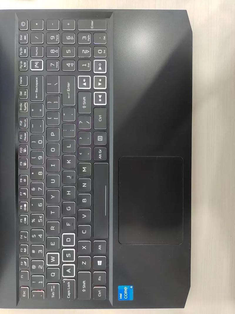 笔记本电脑外接设备散热