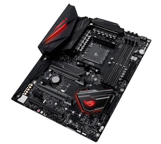 DDR4 与 DDR5 内存插槽对比