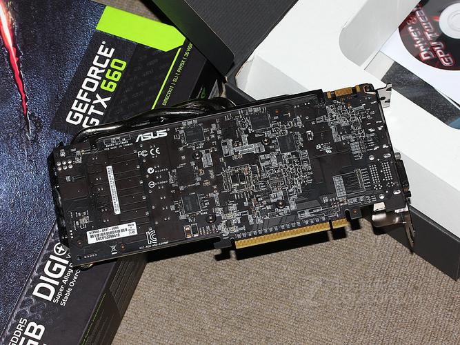 HD 5850显卡内部结构