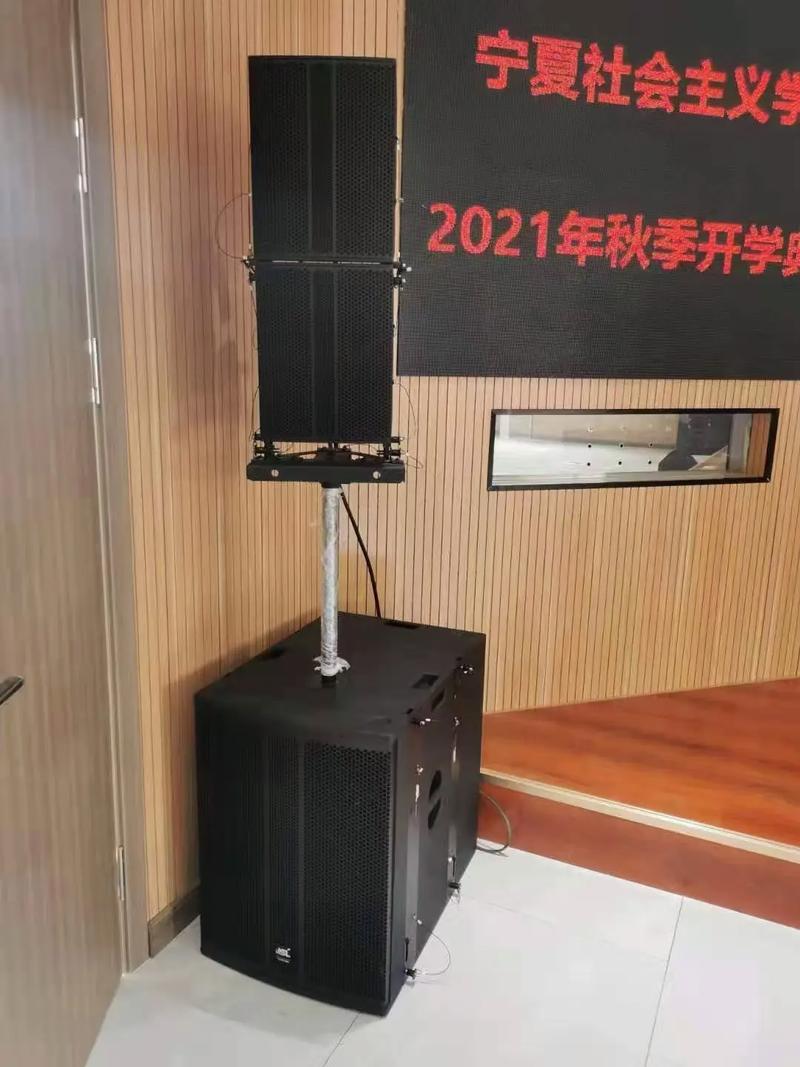 音乐节现场音箱布置