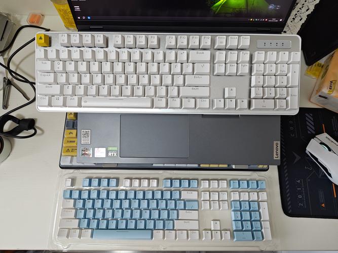 服务器内部PCI-E插槽