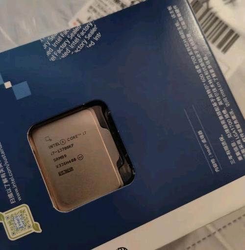 高性能游戏电脑配置 Intel 750 固态硬盘