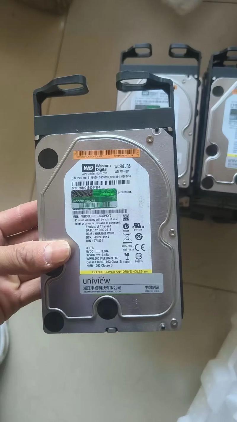 硬盘价格标签和计算器
