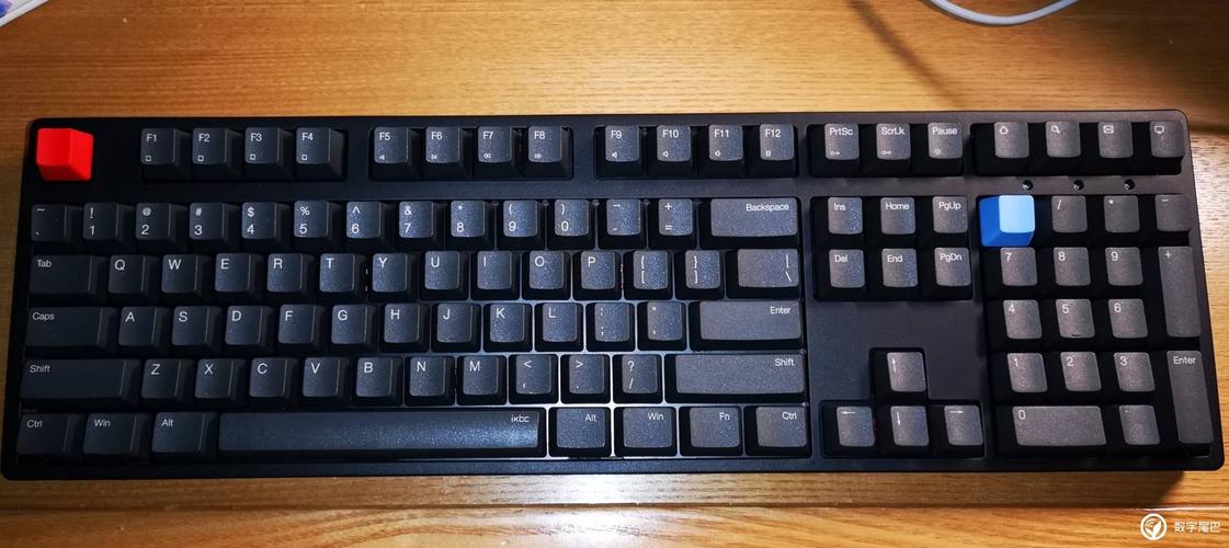 键盘布局与接口特写
