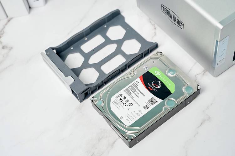 SATA 接口与硬盘规格参数表