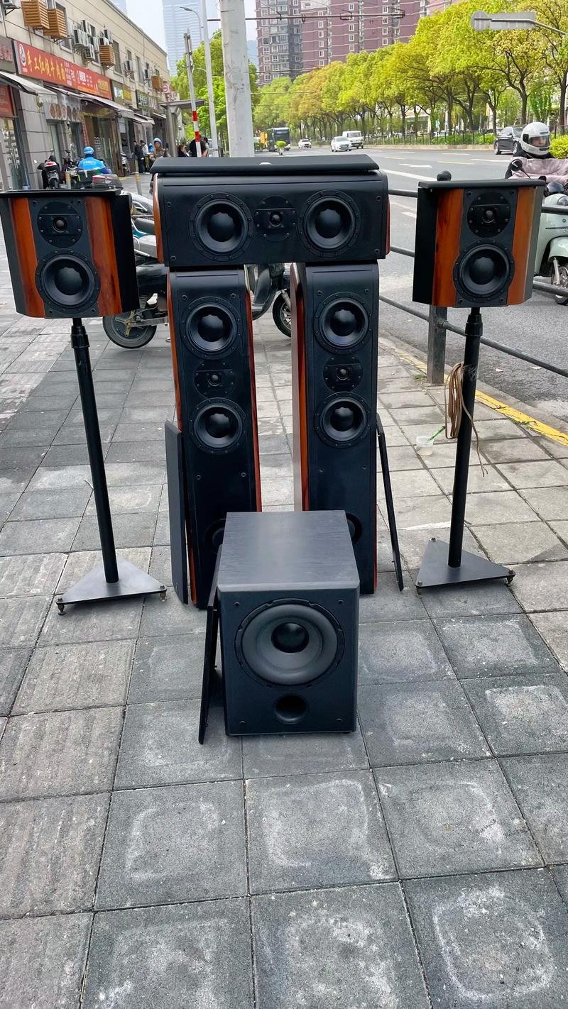 家庭音响布局