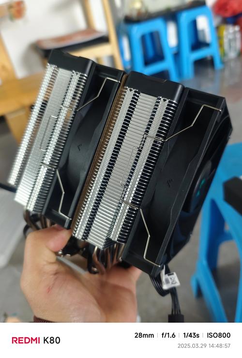 电脑机箱内部散热系统