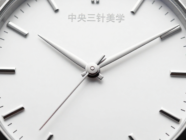 美学与功能的终极平衡：镜面秒针的实战表现